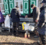 На региональной дороге в сторону Черкасского ограничили движение, жителям Новопавловки передали продукты - Вольский район