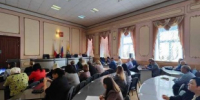 В администрации района состоялось постоянно действующее совещание, где были рассмотрен ряд  текущих вопросов - Вольский район