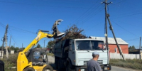 Дорожные службы в Вольском муниципальном районе устраняют наносы, которые образовались после интенсивных  атмосферных осадков - Вольский район